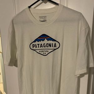 Patagonia Men's White Ridge Logo Graphic T-Shirt XL Slim Fit